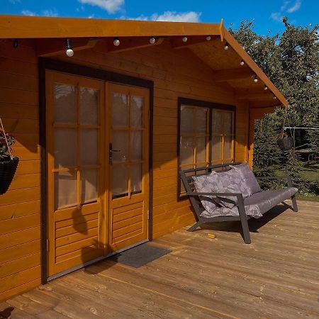 Hostal Starp Debesim Un Zemi Krāslava Exterior foto
