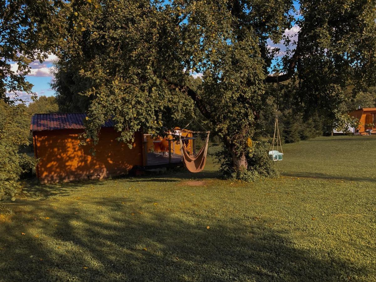 Hostal Starp Debesim Un Zemi Krāslava Exterior foto