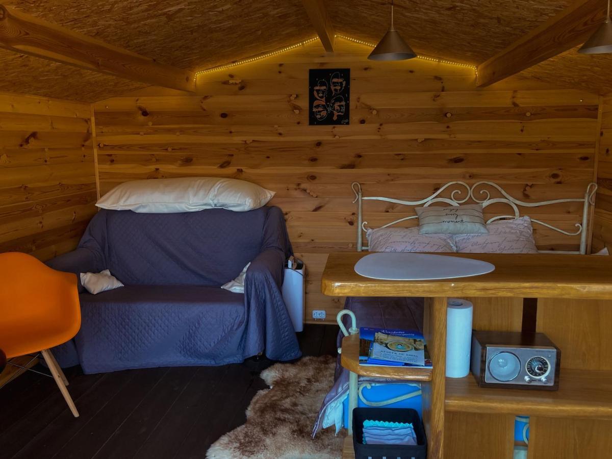 Hostal Starp Debesim Un Zemi Krāslava Exterior foto